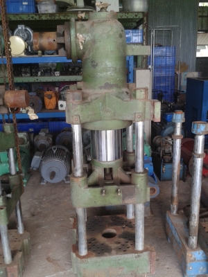 แท่นอัดไฮโดรลิค4เสา