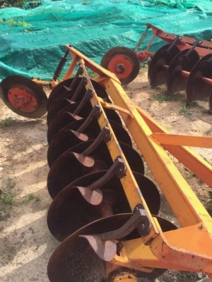 ขายผานรถไถ  พร้อมใช้งาน