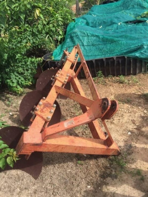 ขายรถไถ  ผานบุกเบิก