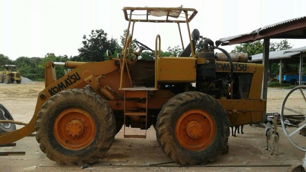 ขายรถตักล้อยาง KOMATSU รถบ้าน สภาพพร้อมใช้งาน ราคา270,000 สนใจโทร 090-8588220คุณนะ 093-3258446คุณบิว หรือเข้าดูสินค้าอื่นๆได้ที่ www.narong2truck.com หรือ www.truck.in.th/498 หรือเพจFacebook ณรงค์ ซื้อขายรถมือสอง (เว็บไซต์ส่วนตัว) หรือFacebook คุณนะ รถบรร ขายรถตักล้อยาง KOMATSU รถบ้าน สภาพพร้อมใช้งาน ราคา270,000 สนใจโทร 090-8588220คุณนะ 093-3258446คุณบิว หรือเข้าดูสินค้าอื่นๆได้ที่ www.narong2truck.com หรือ www.truck.in.th/498 หรือเพจFacebook ณรงค์ ซื้อขายรถมือสอง (เว็บไซต์ส่วนตัว) หรือFacebook คุณนะ รถบรร