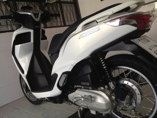 Moove รถบ้าน สภาพเดิม วิ่ง6000 ปี58 (ของแถม 4 รายการ)