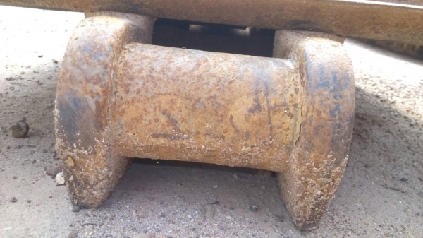 ขายโซ่พร้อมแผ่น รถแทรกเตอร์ D-5 ตีนไก่ แผ่นยาว 50 ซม.   สภาพสวย ตามสภาพนี้เลยครับ ขายไม่แพง