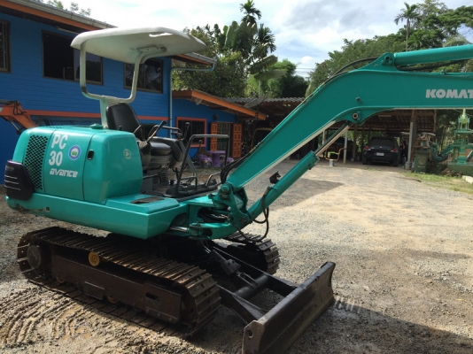 ขายรถขุดเล็ก แบคโครเล็กkomatsu pc30-7สภาพดีพร้อมทำงาน