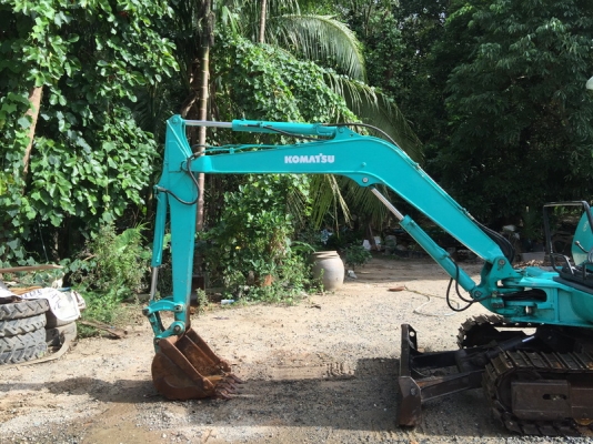 ขายรถขุดเล็ก แบคโครเล็กkomatsu pc30-7สภาพดีพร้อมทำงาน