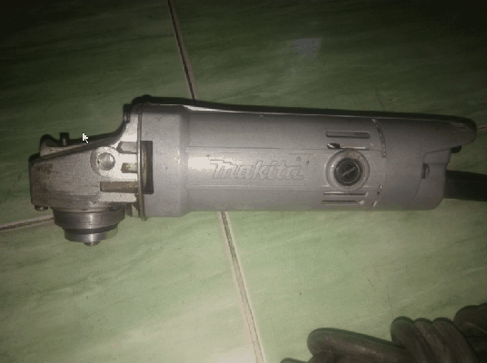 -ขายหินเจียร4นิ้ว MAKITA 9500NB 570W. 12000/min