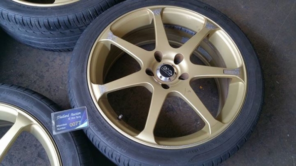 ล้อADVAN AVS MODEL7 สีทอง ขอบ18 กว้าง7.5นิ้ว ออฟเซต45 5รู114.3 ทั้ง4วง ล้อแท้ made in Japan พร้อมยาง2014