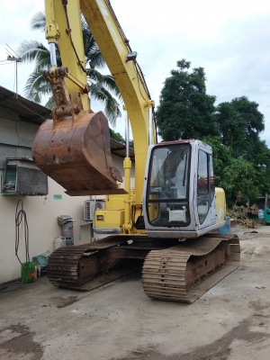 ขายค่ะรถนำเข้าเก่าญี่ปุ่นแท้ รถสวย ใช้งานนัอย 4,000 ชั่วโมง SIMITOMO SH120A1