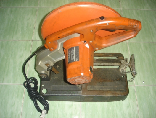 ขายแท่นตัดไฟเบอร์ 14 นิ้ว 2,000 วัตต์ Maktec รุ่น MT240