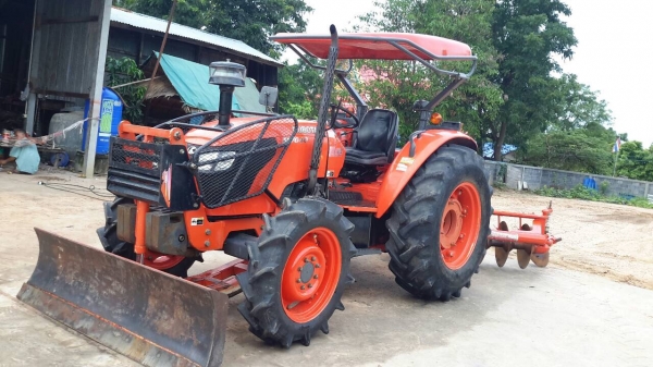 ขายรถไถ คูโบต้า M7040 ปี 56 ขายรถไถ คูโบต้า M7040 ปี 56