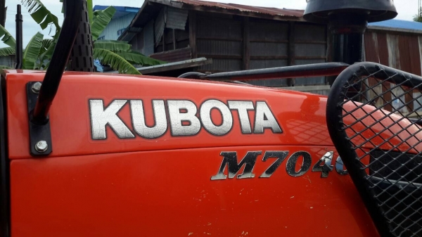 ขายรถไถ คูโบต้า M7040 ปี 56 ขายรถไถ คูโบต้า M7040 ปี 56