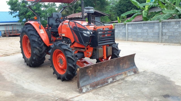 ขายรถไถ คูโบต้า M7040 ปี 56 ขายรถไถ คูโบต้า M7040 ปี 56