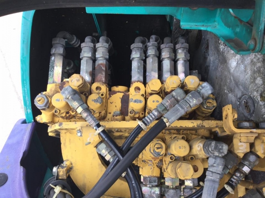 ต้องการขายรถขุดดิน