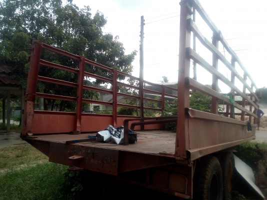 เทเลอร์ลากอ้อย หรือบรรทุกรถแม็คโคร