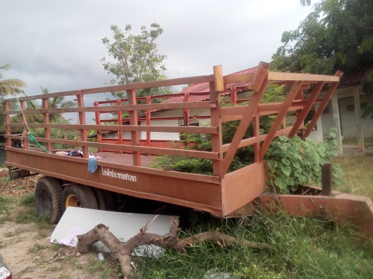 เทเลอร์ลากอ้อย หรือบรรทุกรถแม็คโคร