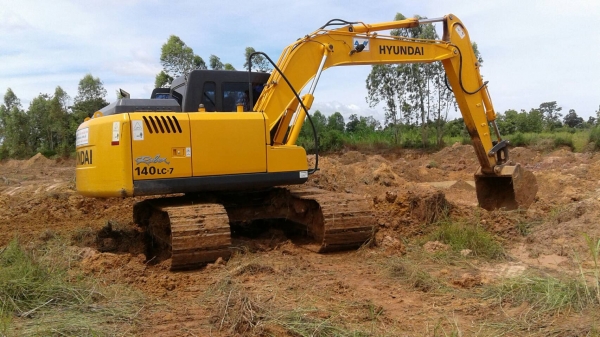 ขาย แบคโฮ HYUNDAI 140LC-7 ปี 2554 รถสวยเดิมทุกอย่าง เอกสารเล่มทะเบียนครบ