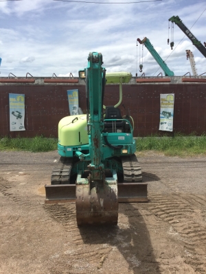 ต้องการขายรถขุดดิน