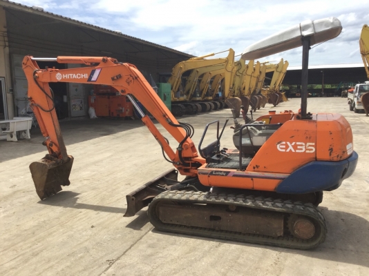 ต้องการขายรถขุดดิน