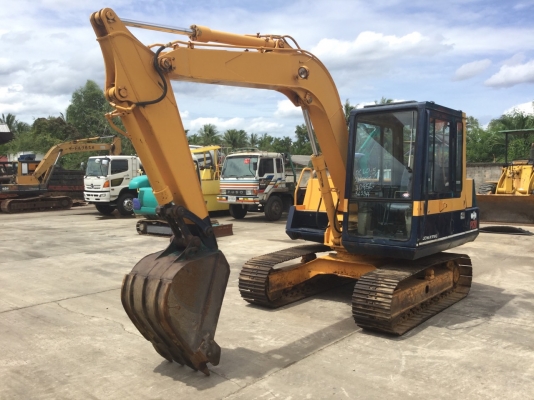 ต้องการขายรถขุดดิน