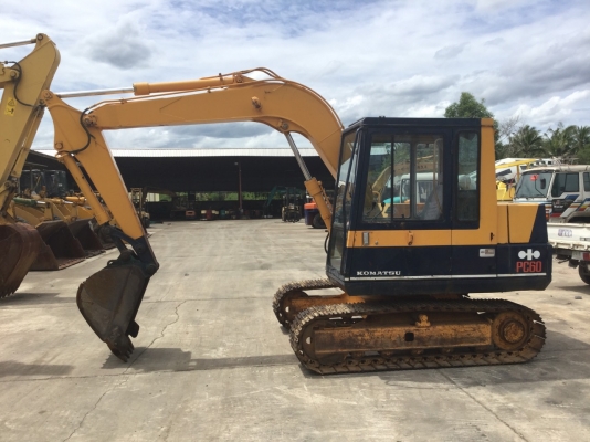 ต้องการขายรถขุดดิน