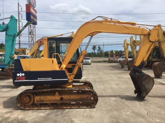 ต้องการขายรถขุดดิน