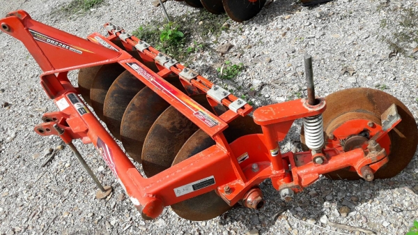 ขายรถไถคูโบต้า KUBOTA L 3608SP พร้อมโรตารี และ ผาน 6X22 ขายรถไถคูโบต้า KUBOTA L 3608SP พร้อมโรตารี และ ผาน 6X22