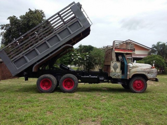 สิบล้อ 2 เพลาดั๊ม เครื่อง 175 เทอร์โบ พวงมาลัยพาวเวอร์ ทะเบียนพร้อมโอน