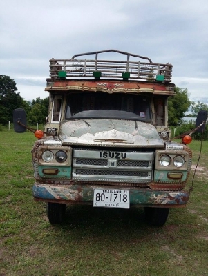 สิบล้อ 2 เพลาดั๊ม เครื่อง 175 เทอร์โบ พวงมาลัยพาวเวอร์ ทะเบียนพร้อมโอน