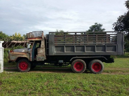 สิบล้อ 2 เพลาดั๊ม เครื่อง 175 เทอร์โบ พวงมาลัยพาวเวอร์ ทะเบียนพร้อมโอน