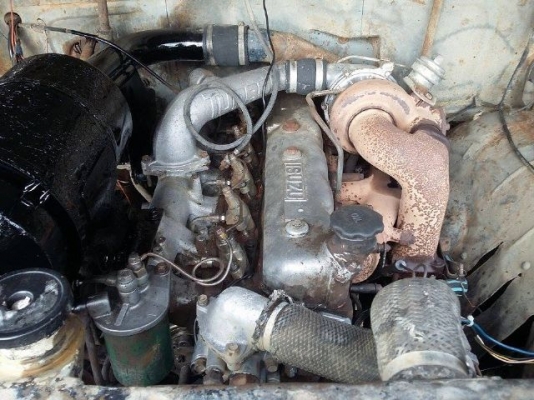 สิบล้อ 2 เพลาดั๊ม เครื่อง 175 เทอร์โบ พวงมาลัยพาวเวอร์ ทะเบียนพร้อมโอน