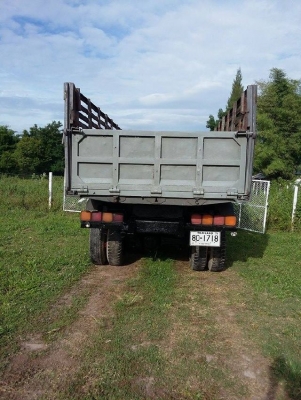 สิบล้อ 2 เพลาดั๊ม เครื่อง 175 เทอร์โบ พวงมาลัยพาวเวอร์ ทะเบียนพร้อมโอน