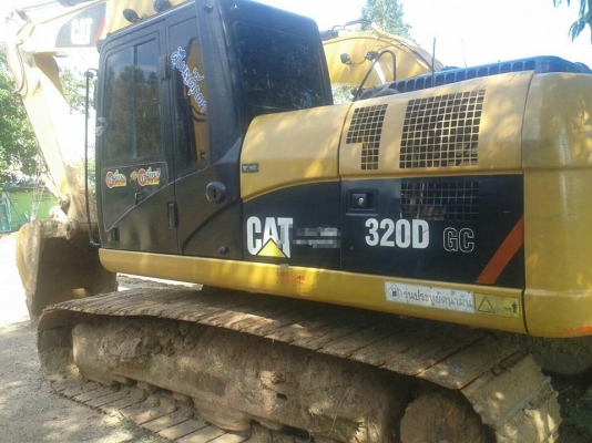 ขายรถขุดแบ็คโค มี3คัน CAT 320D GC ทำงาน11,034 ชม. สภาพสวย เช็คศูนย์ตลอด พร้อมลงงาน