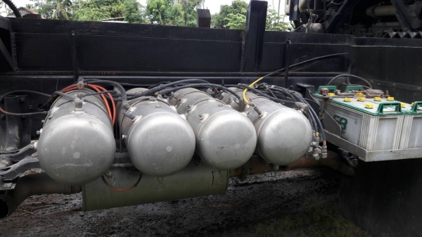 ขายรถ สิบล้อ  ISUZU..เดก้า  360....ปี2555....รถสวยสภาพดี...ลองระบบกันได้..โทร089-3818694  ดวงนภา