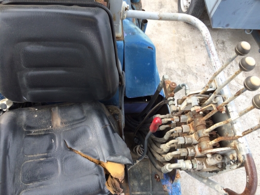 รถเจาะเสาเข็มจากญี่ปุ่น EX55UR-3 (นำหนักรถ 5.5 ตัน) อุปกรณ์ครบสมบูรณ์ ราคาถูก ๆ ครับ