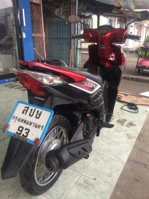 Honda Click 110i สีดำ-แดง หัวฉีดประหยัดน้ำมัน รถปี 2553 Honda Click 110i สีดำ-แดง หัวฉีดประหยัดน้ำมัน รถปี 2553