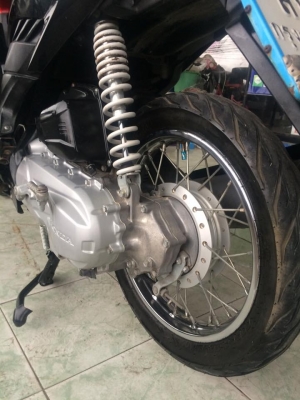 Honda Click 110i สีดำ-แดง หัวฉีดประหยัดน้ำมัน รถปี 2553 Honda Click 110i สีดำ-แดง หัวฉีดประหยัดน้ำมัน รถปี 2553