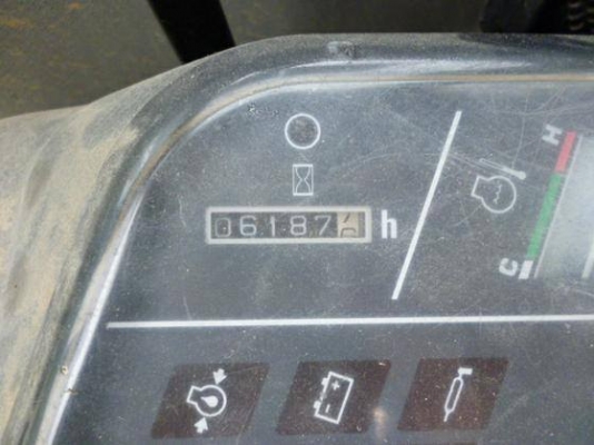 KOMATSU PC 60 -7 KOMATSU PC 60 -7