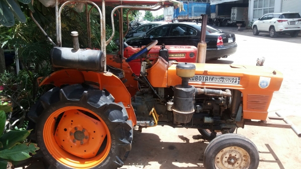 รถไถ kubota L2201 รถเปล่าเพลาเดียว ขายตามสภาพเลยครับ รถอยู่ปากช่องครับผม