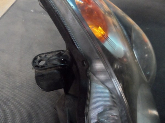 ขาย ไฟหน้ารถยนต์มือสอง ซีนอน xenon ครบชุด ฮอนด้า สตรีม ตัวสอง HONDA STREAM  ของแท้นำเข้าจากญี่ปุ่น