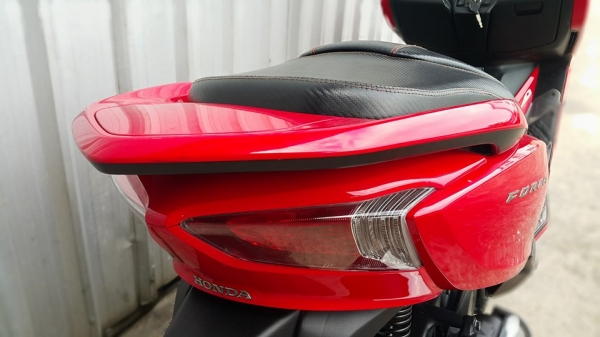 ราคา PCX เลยจ้า Forza300 2013 วิ่ง 7000 โลแท้ สวยพร้อมใช้งาน ต่อรองราคาได้นะ