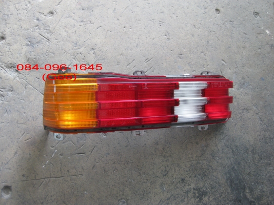 ไฟท้าย BENZ W123 ปี90 Tel.084-096-1645 คุณจี