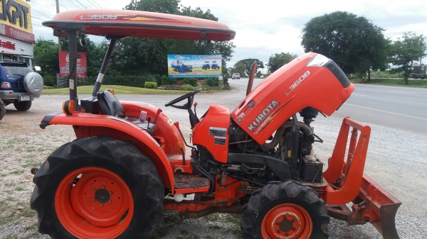 รายละเอียด รถไถ คูโบต้า L3609 36 แรงม้า + ใบดัน ตราช้าง