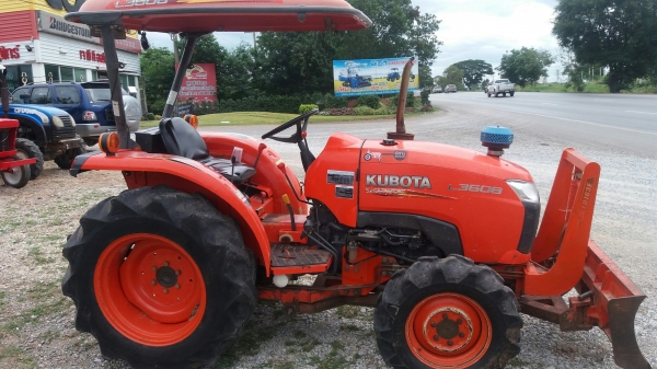 รายละเอียด รถไถ คูโบต้า L3609 36 แรงม้า + ใบดัน ตราช้าง