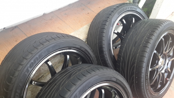 ขายล้อce28 พร้อมยางปี2016 ขอบ17 4รู100 ขายล้อce28 พร้อมยางปี2016 ขอบ17 4รู100