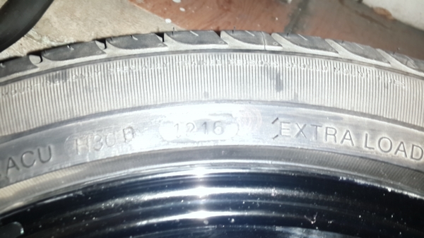 ขายล้อce28 พร้อมยางปี2016 ขอบ17 4รู100 ขายล้อce28 พร้อมยางปี2016 ขอบ17 4รู100