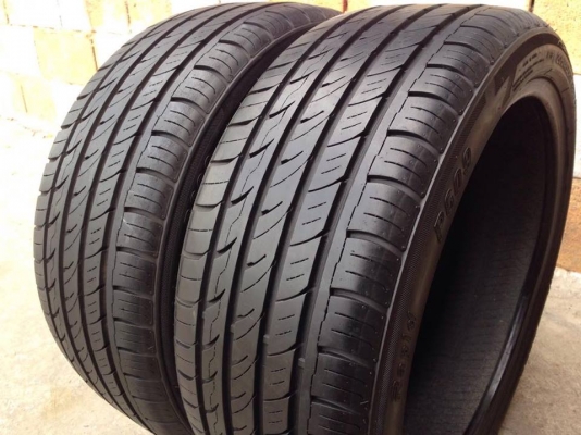 ยาง Rapid 205-45-17 ปี 15 2 เส้น 2000 สภาพสวยๆไม่บวมไม่กินข้าง ดอกยางเหลือเยอะเอาไปวิ่งกันใด้อีกยาวค่ะ