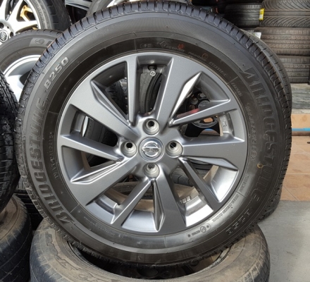 ขายล้อNissan Almera sportect 2015 ยางปี 15 4 ล้อ