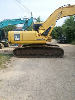 ขายKomatsu Pc200-7สภาพสวยพร้อมใช้ติดต่อคุณอ๊อฟ พิจิตร 086-737-9991 ขายKomatsu Pc200-7สภาพสวยพร้อมใช้ติดต่อคุณอ๊อฟ พิจิตร 086-737-9991