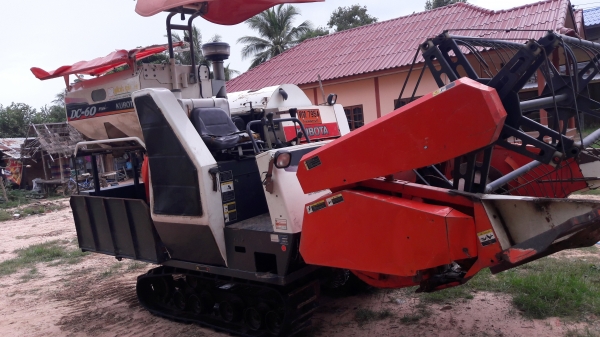 ขาย DC 60   ปี53 เล่มทะเบียนพร้อมโอน   พร้อมแทนเล่อ   พร้อมใช้งาน ราคา 275000 ต่อรอง 0928621172