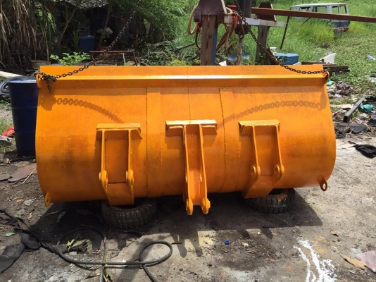 ขายกระบะตักสภาพสวยครับ ขนาด กว้าง113ยาว218ลึก75ซ.ม 2.5คิว โดยประมาณ ขาย 9500 บาท