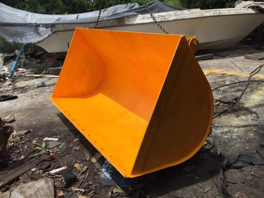 ขายกระบะตักสภาพสวยครับ ขนาด กว้าง113ยาว218ลึก75ซ.ม 2.5คิว โดยประมาณ ขาย 9500 บาท